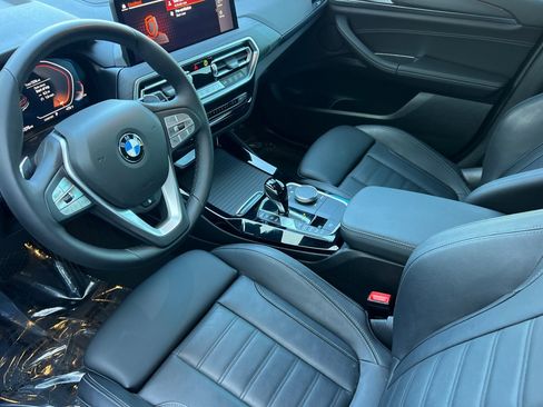 Used 2023 BMW X3 xDrive30i w/ Premium Package AWD/4WD image 4
