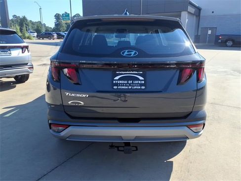 New 2026 Hyundai Tucson SE image 3