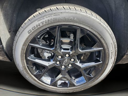 Used 2025 Chevrolet Traverse RS AWD/4WD image 37