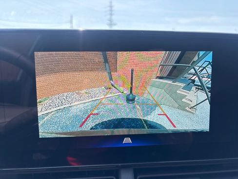 Used 2025 Chevrolet Trax RS w/ Sunroof Package image 27