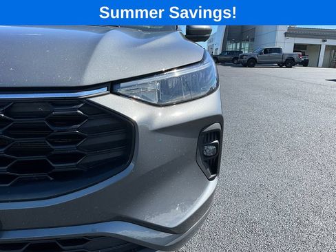 Certified 2023 Ford Escape ST-Line Select w/ Tech Pack #2 AWD/4WD image 11