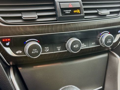 Used 2021 Honda Accord EX-L image 18