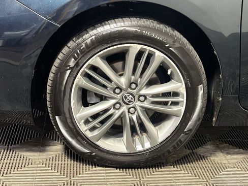 Used 2016 Toyota Camry SE FWD image 8