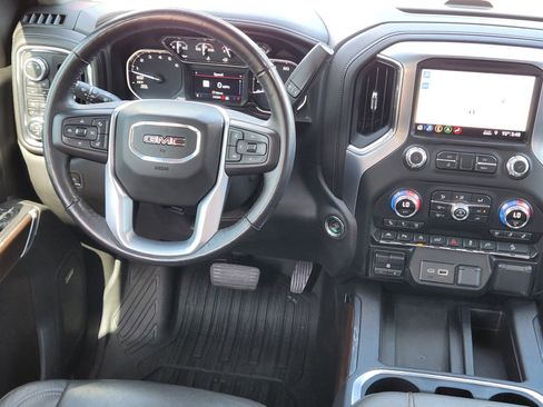Used 2019 GMC Sierra 1500 SLT w/ SLT Premium Plus Package AWD/4WD image 10