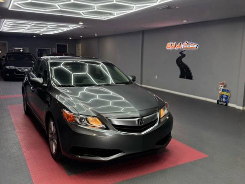 Used 2014 Acura ILX FWD image 1