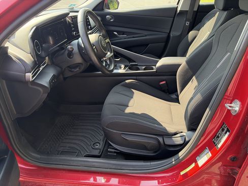 Used 2021 Hyundai Elantra SEL w/ Convenience Package FWD image 15