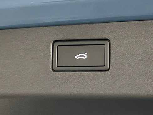 New 2026 Volkswagen Tiguan SE R-Line image 42