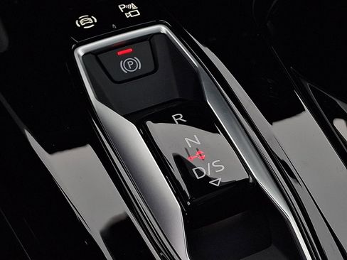 Used 2025 Audi Q5 Premium Plus w/ Premium Plus AWD/4WD image 15