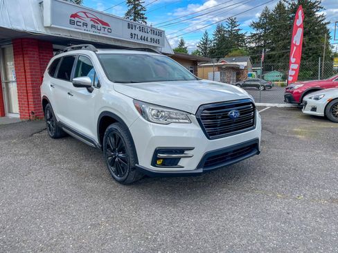 Used 2020 Subaru Ascent Touring AWD/4WD image 4