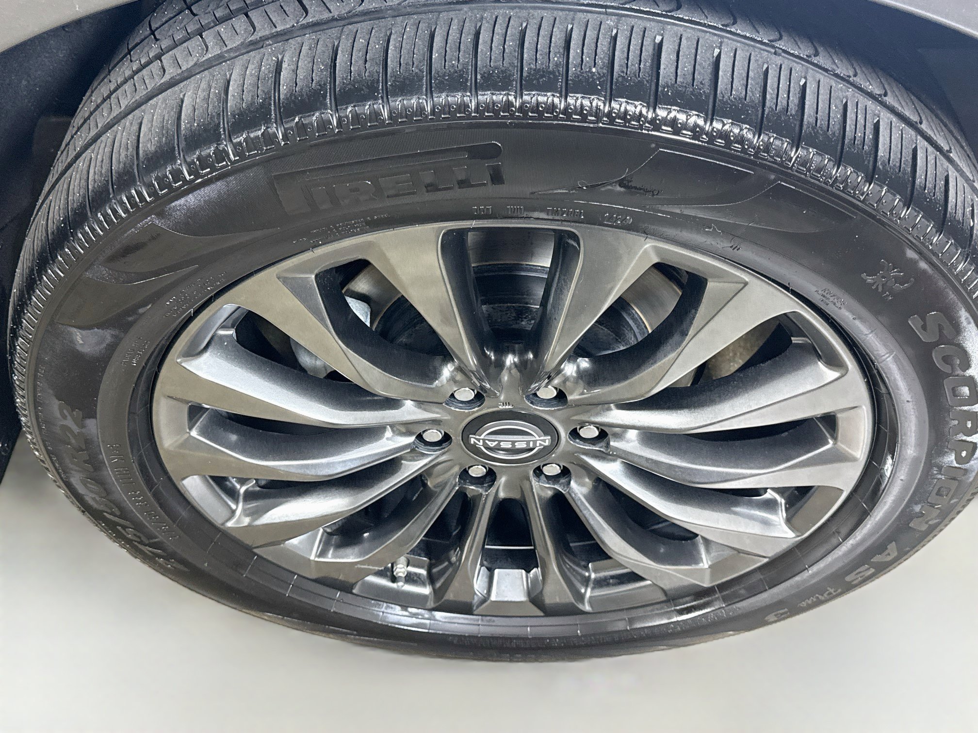Used 2022 Nissan Armada Platinum w/ Captain's Chairs Package AWD/4WD image 33