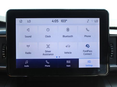 Used 2023 Ford Explorer XLT w/ Equipment Group 202A AWD/4WD image 34