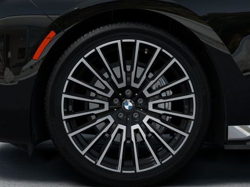 New 2026 BMW i7 eDrive50 w/ Executive Package RWD image 7