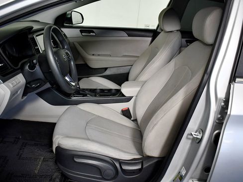 Used 2019 Hyundai Sonata SE image 19