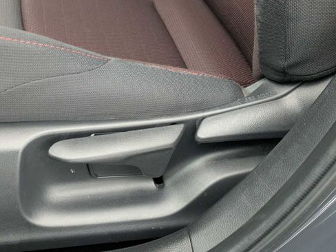 Used 2023 Toyota Corolla SE FWD image 18