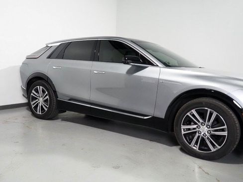 Used 2024 Cadillac Lyriq Luxury AWD/4WD image 52
