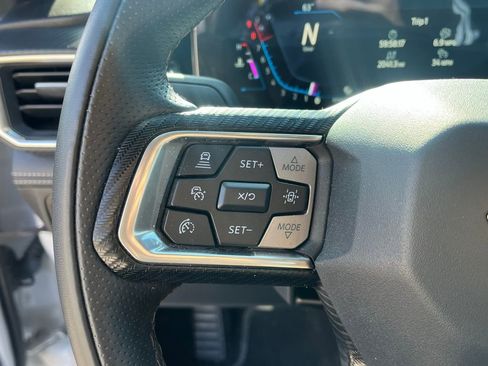 Used 2024 Ford Mustang GT Premium image 8