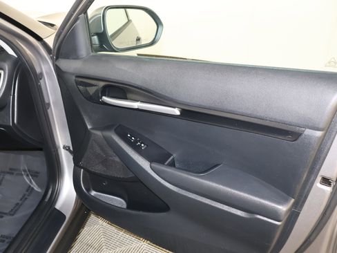 Used 2022 Kia Seltos LX image 40