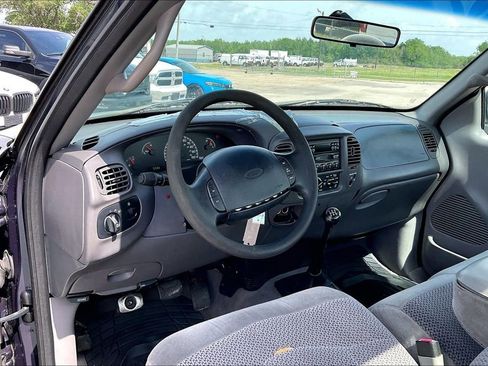Used 2000 Ford F150 XL RWD image 8
