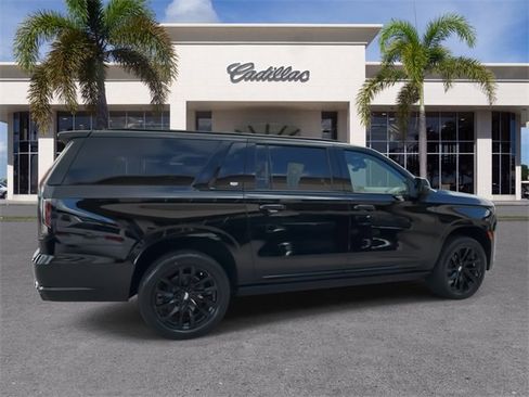 Used 2023 Cadillac Escalade ESV Sport w/ LPO, ONYX Package image 14