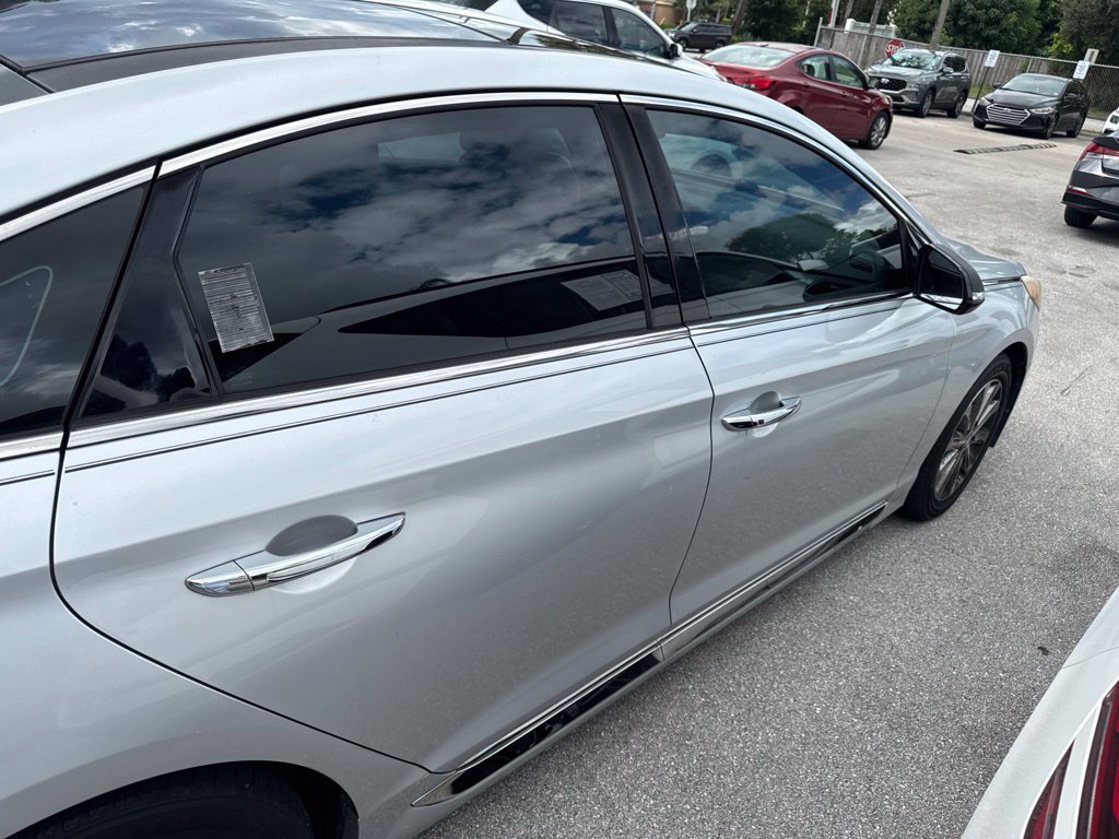 Used 2016 Hyundai Sonata Limited w/ Option Group 05 FWD image 22