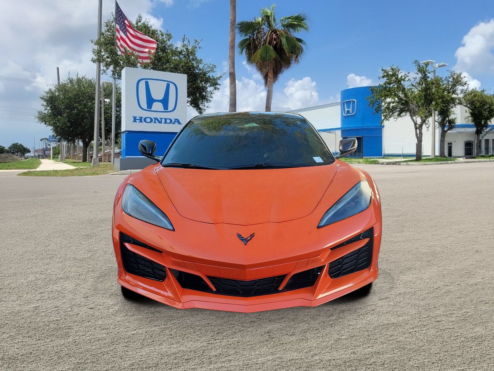 Used 2025 Chevrolet Corvette E-Ray AWD/4WD image 2