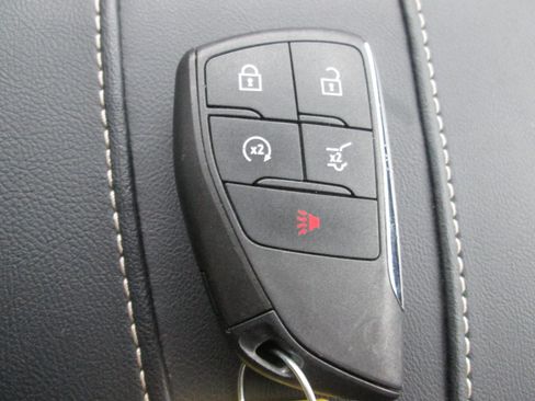 Certified 2025 GMC Acadia Elevation image 31