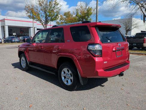Certified 2024 Toyota 4Runner SR5 Premium image 7