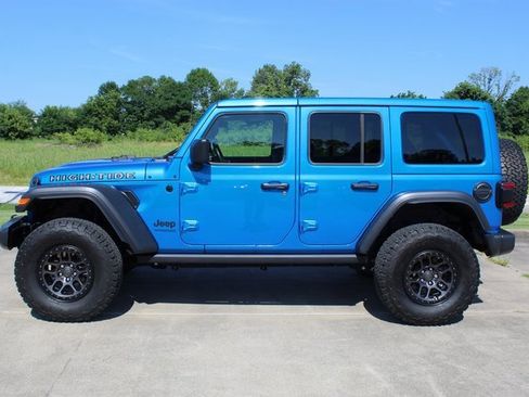 Used 2022 Jeep Wrangler Unlimited Sport image 2