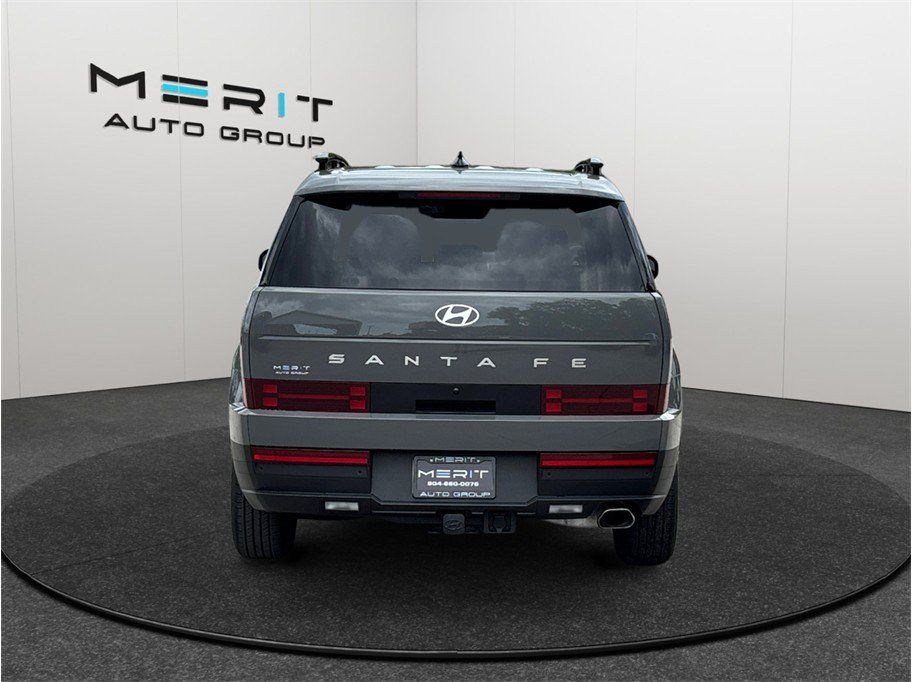 Used 2025 Hyundai Santa Fe SEL FWD image 8
