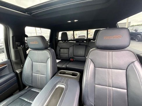 Used 2022 Chevrolet Silverado 1500 High Country image 33
