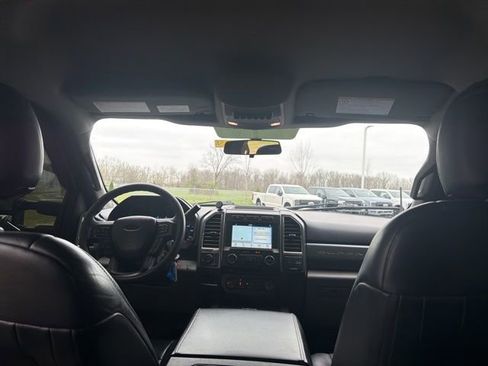 Used 2017 Ford F250 XLT w/ XLT Premium Package image 24