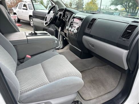 Used 2011 Toyota Tundra w/ TRD Off-Road Package image 19