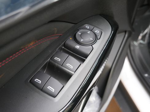 New 2026 Chevrolet Trax RS w/ Sunroof Package image 16