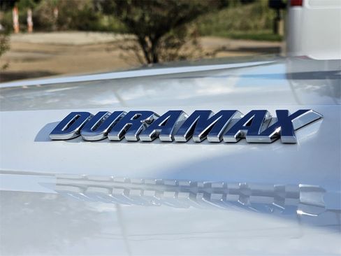 Used 2021 Chevrolet Silverado 1500 LTZ image 31