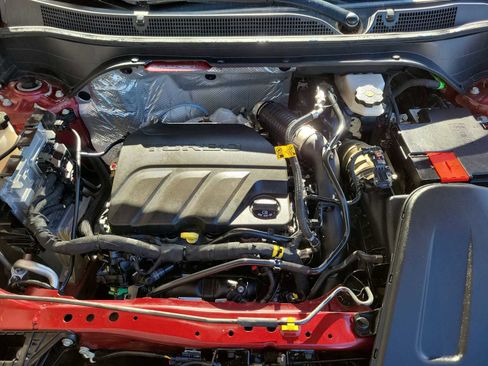 Used 2024 Chevrolet Trax RS w/ Driver Confidence Package image 9