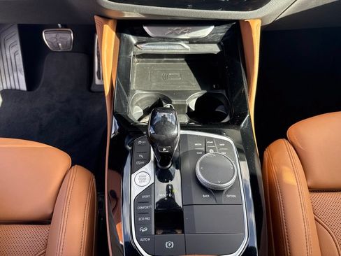 Certified 2024 BMW X4 xDrive30i w/ M Sport Package AWD/4WD image 18
