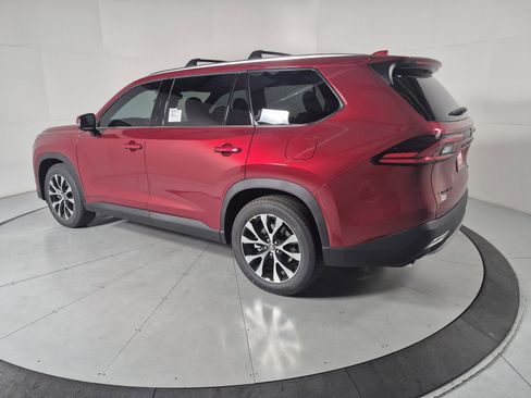 New 2026 Toyota Grand Highlander Hybrid MAX Limited image 3