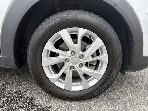 Used 2019 Hyundai Tucson Value w/ Cargo Package AWD/4WD image 12