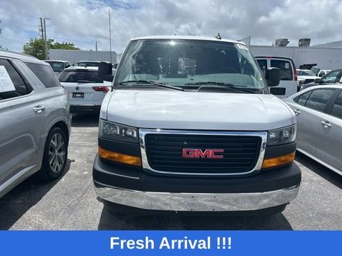 Used 2024 GMC Savana 2500 w/ Driver Convenience Package image 6