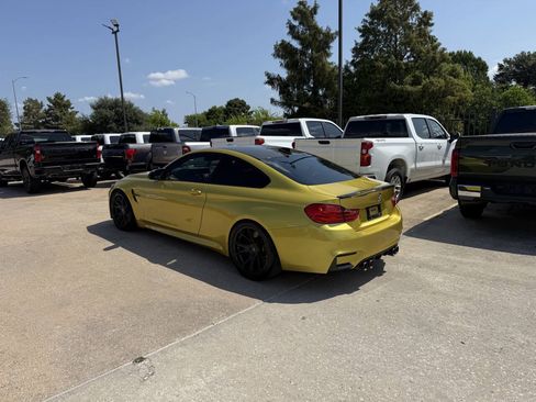 Used 2015 BMW M4 Coupe RWD image 4
