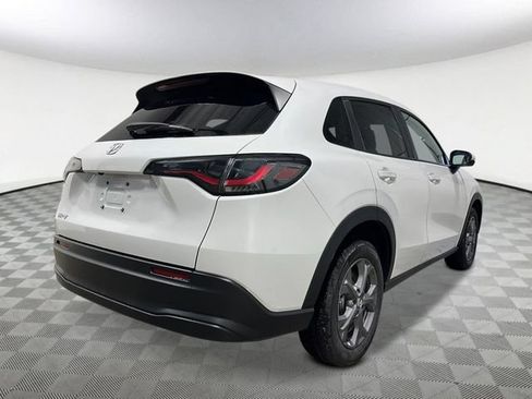 New 2027 Honda HR-V LX image 4