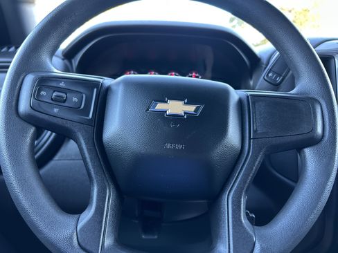 Used 2021 Chevrolet Silverado 1500 Custom image 22