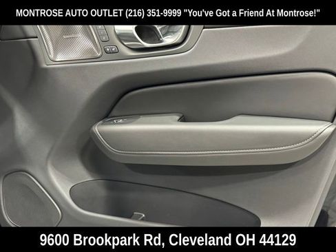New 2025 Volvo XC60 T8 Ultra w/ Protection Package Premier image 33