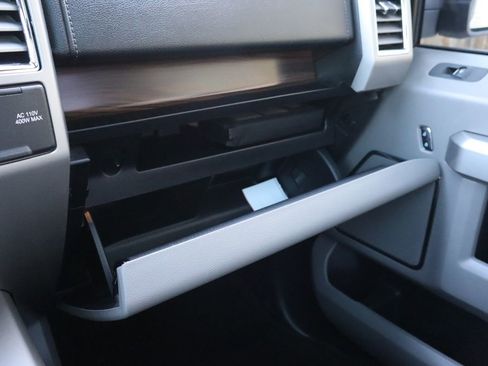 Used 2015 Ford F150 Lariat w/ Equipment Group 502A Luxury image 37