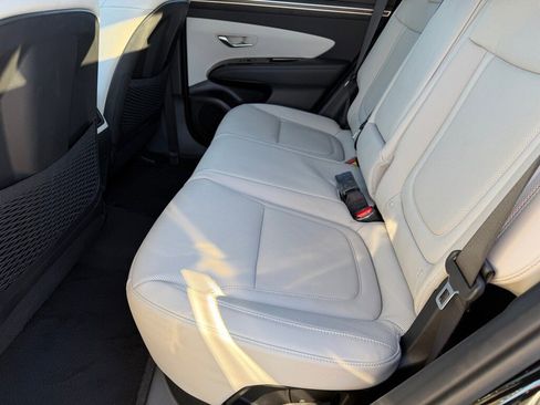 Certified 2024 Hyundai Tucson Limited image 9
