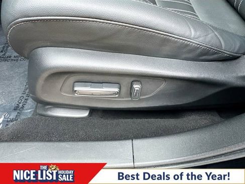 Certified 2025 Honda HR-V EX-L image 33