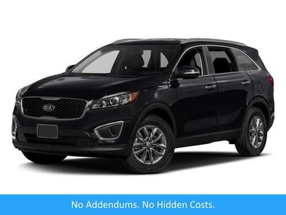 Used 2017 Kia Sorento LX w/ LX Convenience Package