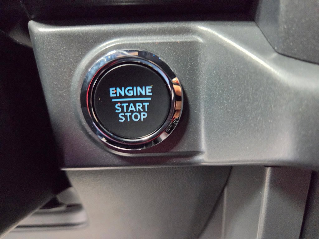 Used 2025 Ford F150 XLT w/ Equipment Group 302A MID AWD/4WD image 39