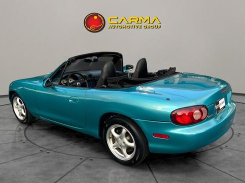 Used 2002 MAZDA MX-5 Miata LS image 3