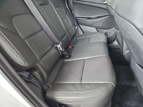 Used 2016 Hyundai Tucson Limited FWD image 18